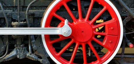 A evolução da fabricação de rodas e veículos simples